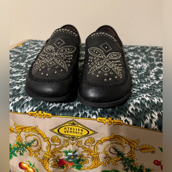 Rare Gianni Versace Medusa Head Studded Full grain Leather Loafers shoes - Picture 3 of 12